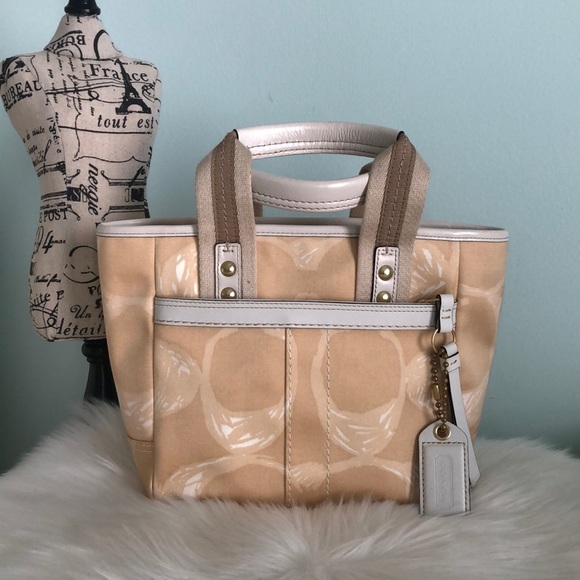 Coach Handbags - Coach Signature C Small Tote Handbag